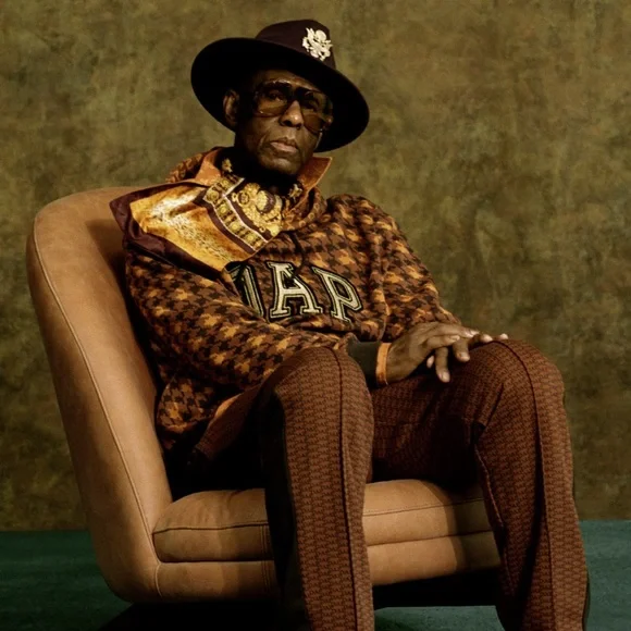 Dapper Dan X GAP limited edition set. - Picture 2 of 5